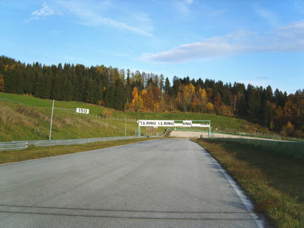 Österreichring (Red Bull Ring) - Van 2004 t/m 2008 lag het circuit er verlaten bij