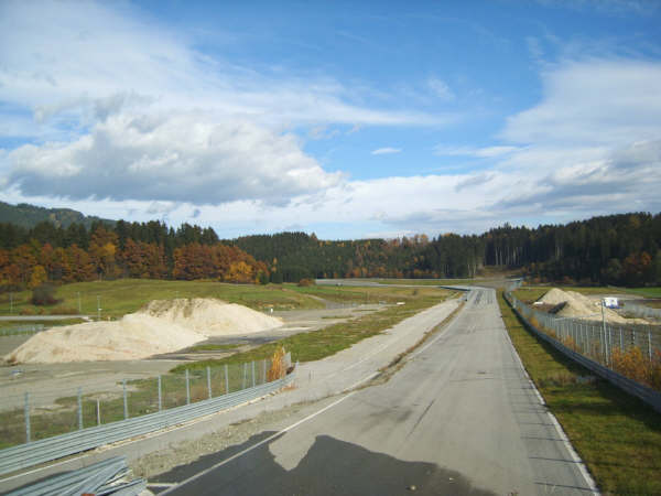 Österreichring (Red Bull Ring) - Van 2004 t/m 2008 lag het circuit er verlaten bij