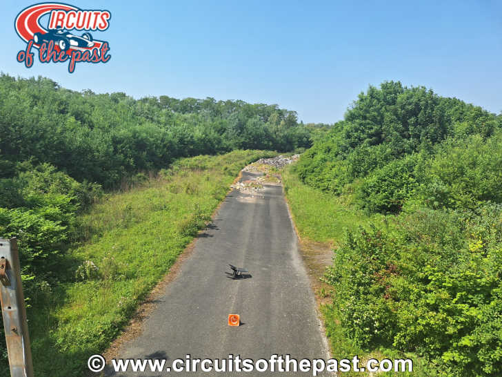 Verlaten Circuit de Lezennes in Frankrijk